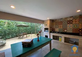 Foto 1 de Casa de Condomínio com 3 Quartos à venda, 310m² em Águas da Fazendinha, Carapicuíba