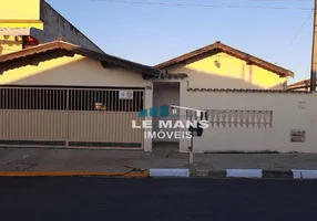 Foto 1 de Casa com 2 Quartos à venda, 153m² em Nossa Senhora Aparecida I, Saltinho