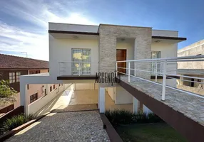 Foto 1 de Casa de Condomínio com 4 Quartos à venda, 330m² em Aruja Hills III, Arujá