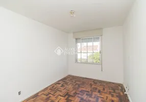 Foto 1 de Apartamento com 2 Quartos para alugar, 71m² em São Sebastião, Porto Alegre