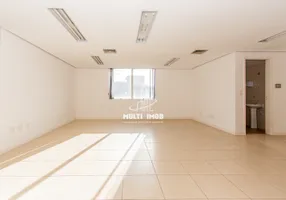 Foto 1 de Sala Comercial para alugar, 64m² em Rio Branco, Porto Alegre