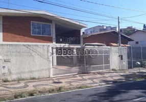 Foto 1 de Casa com 4 Quartos à venda, 205m² em Parque São Quirino, Campinas