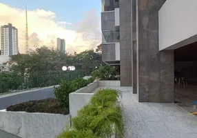 Foto 1 de Apartamento com 3 Quartos à venda, 220m² em Ondina, Salvador
