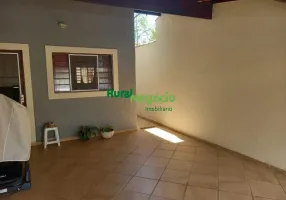 Foto 1 de Casa com 2 Quartos à venda, 121m² em Centro, Lorena