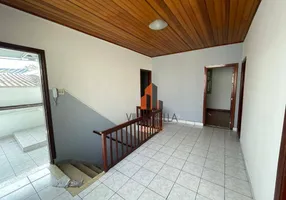 Foto 1 de Casa com 4 Quartos para alugar, 82m² em Vila Pires, Santo André