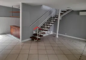 Foto 1 de Casa de Condomínio com 5 Quartos à venda, 252m² em Sapê, Niterói