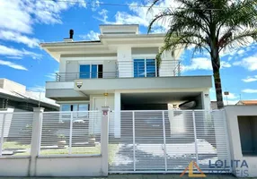 Foto 1 de Casa com 3 Quartos à venda, 262m² em Carianos, Florianópolis