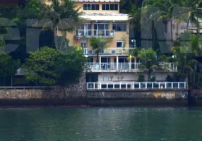 Foto 1 de Casa com 5 Quartos à venda, 500m² em Enseada, Guarujá