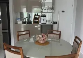 Foto 1 de Apartamento com 3 Quartos à venda, 61m² em Prado, Recife