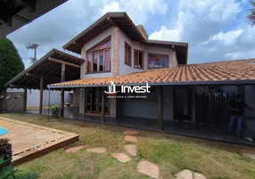 Foto 1 de Casa com 3 Quartos à venda, 400m² em Olinda, Uberaba