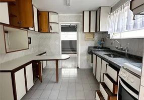Foto 1 de Casa com 4 Quartos para venda ou aluguel, 174m² em Vila Oliveira, Mogi das Cruzes