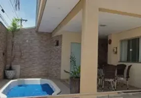 Foto 1 de Sobrado com 4 Quartos para alugar, 200m² em Morada da Serra, Cuiabá