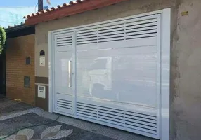 Foto 1 de Casa com 3 Quartos à venda, 150m² em Vicente de Carvalho, Guarujá