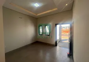 Foto 1 de Casa com 3 Quartos à venda, 149m² em Novo Mundo, Uberlândia