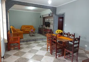 Foto 1 de Casa com 3 Quartos à venda, 170m² em Centro, Ijaci