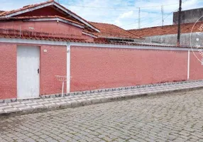 Foto 1 de Casa com 3 Quartos à venda, 200m² em Centro, Pindamonhangaba