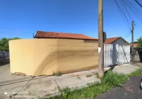 Foto 1 de Casa com 3 Quartos à venda, 120m² em Jardim Santa Lúcia, Araraquara