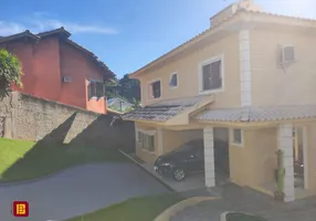 Foto 1 de Casa com 4 Quartos à venda, 283m² em Morro da Cruz, Florianópolis