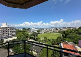 Foto 1 de Apartamento com 3 Quartos à venda, 226m² em Capoeiras, Florianópolis