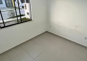 Foto 1 de Casa de Condomínio com 2 Quartos à venda, 160m² em Papagaio, Feira de Santana