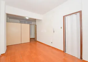 Foto 1 de Sala Comercial com 1 Quarto à venda, 30m² em Centro, Curitiba