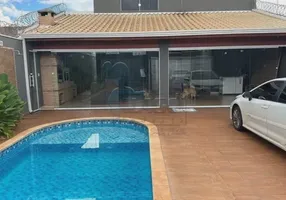 Foto 1 de Casa com 2 Quartos à venda, 250m² em Jardim Maria Regina, Jardinópolis