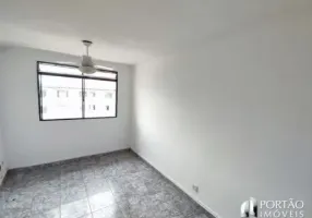 Foto 1 de Apartamento com 3 Quartos para venda ou aluguel, 65m² em Jardim Marambá, Bauru