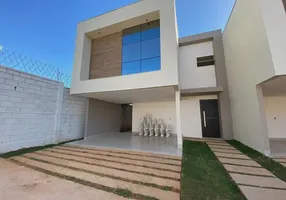 Foto 1 de Casa com 3 Quartos à venda, 130m² em Araçatuba, Imbituba