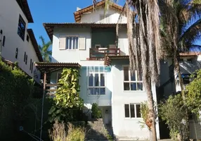 Foto 1 de Casa de Condomínio com 4 Quartos à venda, 360m² em Pendotiba, Niterói