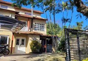 Foto 1 de Casa com 4 Quartos à venda, 245m² em Tristeza, Porto Alegre