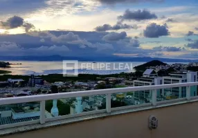 Foto 1 de Cobertura com 3 Quartos à venda, 149m² em Itacorubi, Florianópolis