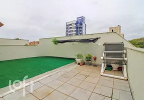 Foto 1 de Cobertura com 2 Quartos à venda, 137m² em Vila Ipiranga, Porto Alegre