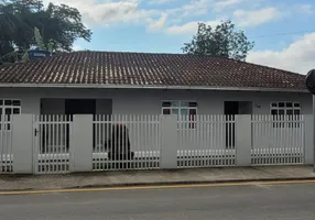 Foto 1 de Casa com 3 Quartos à venda, 241m² em Barra do Rio Cerro, Jaraguá do Sul