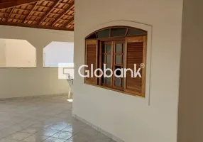 Foto 1 de Casa com 5 Quartos à venda, 198m² em São Geraldo, Montes Claros