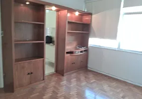 Foto 1 de Apartamento com 2 Quartos para alugar, 70m² em Laranjeiras, Rio de Janeiro