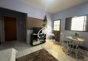 Foto 1 de Casa com 2 Quartos à venda, 75m² em Tita Rezende, Uberaba
