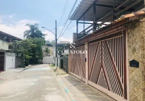 Foto 1 de Casa com 4 Quartos à venda, 250m² em Vila Amália, São Paulo