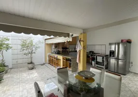 Foto 1 de Casa de Condomínio com 3 Quartos à venda, 120m² em Parque São Cristóvão, Taubaté