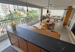 Foto 1 de Apartamento com 4 Quartos para venda ou aluguel, 250m² em Chácara Klabin, São Paulo