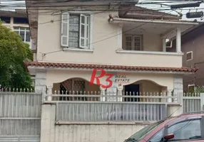 Foto 1 de Sobrado com 3 Quartos para alugar, 236m² em Boqueirão, Santos