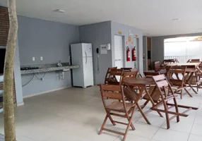 Foto 1 de Apartamento com 2 Quartos para alugar, 43m² em Lírio do Vale, Manaus