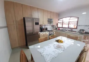 Foto 1 de Sobrado com 2 Quartos à venda, 87m² em Vila Barreto, São Paulo