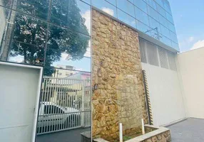 Foto 1 de Galpão/Depósito/Armazém para alugar, 715m² em Vila Palmares, Santo André