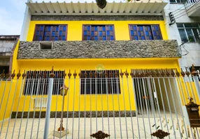 Foto 1 de Casa com 7 Quartos à venda, 190m² em Irajá, Rio de Janeiro