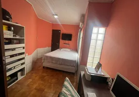 Foto 1 de Casa com 3 Quartos à venda, 210m² em Parque Viana, Barueri