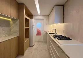 Foto 1 de Apartamento com 4 Quartos à venda, 141m² em Centro, Itajaí