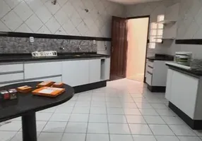 Foto 1 de Casa com 3 Quartos à venda, 62m² em Tororó, Salvador