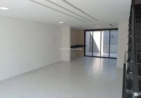 Foto 1 de Sobrado com 3 Quartos à venda, 220m² em Campestre, Santo André