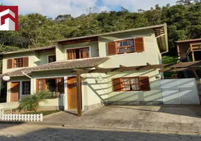 Foto 1 de Casa de Condomínio com 3 Quartos à venda, 150m² em Quitandinha, Petrópolis