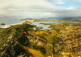 Foto 1 de Lote/Terreno à venda, 2001m² em Praia do Rosa, Imbituba